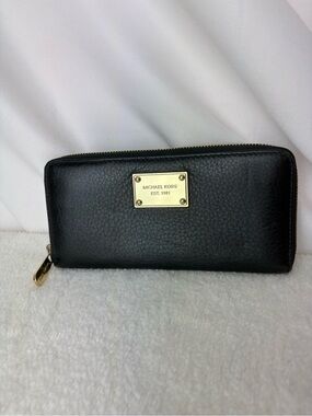 Michael Kors Black Leather Continental Zip Wallet